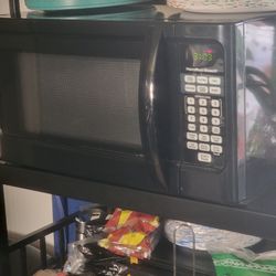 Mid Size Microwave  Good Working Good