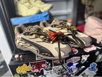 Pumas (ASAP Rocky collab -Flako)