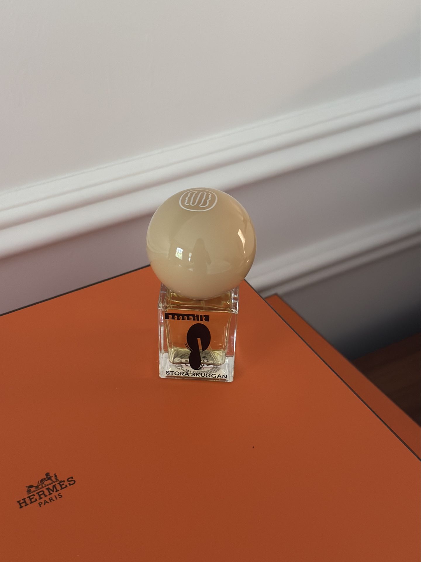 Stora Skuggan moonmilk Perfume