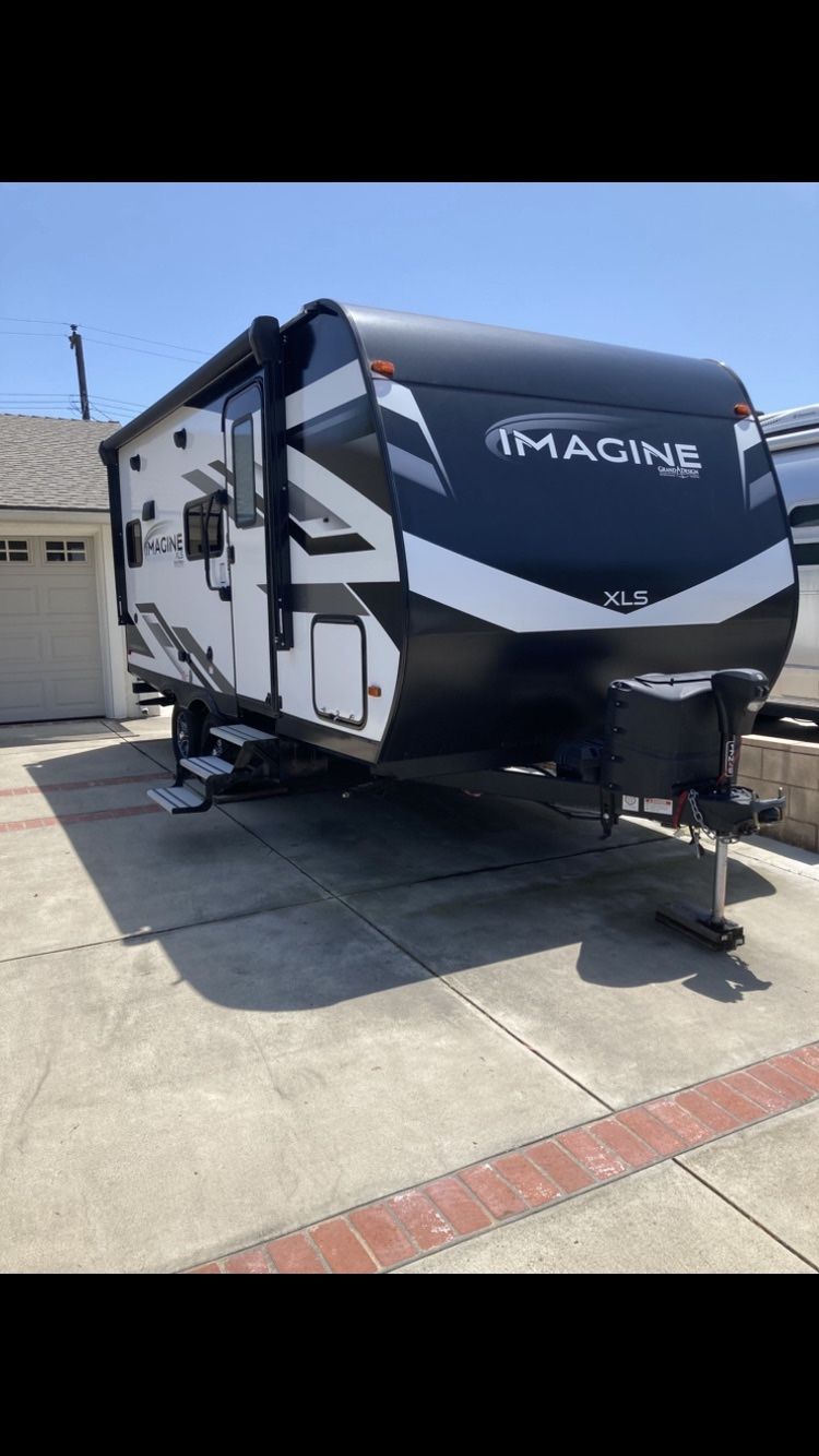 2023 Grand Design Imagine XLS 17MKE Trailer