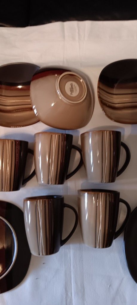 Better Homes & Gardens "Bazaar" Pattern Dishes & Mugs