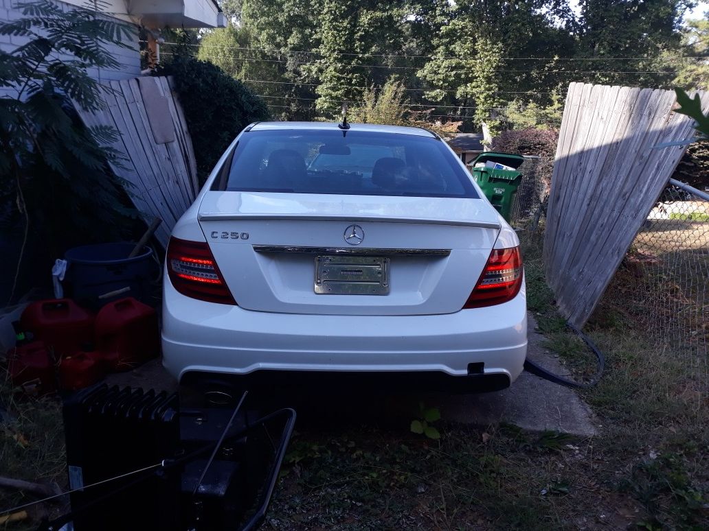 Benz C 250. 2014 part only