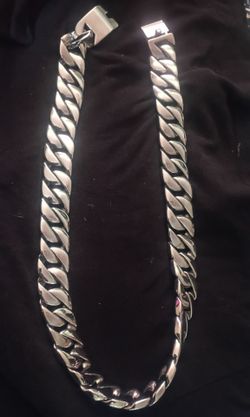 Stainless steel chain