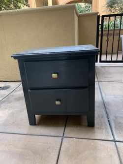 Solid Wooden Night Stand - Deep Shelves For Amazing Storage 