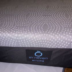 O by Neven Allume 12'' Plush Gel Memory Foam Mattress
