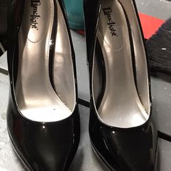 Ladies Heels….size 9