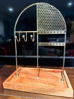 Jewelry organizer