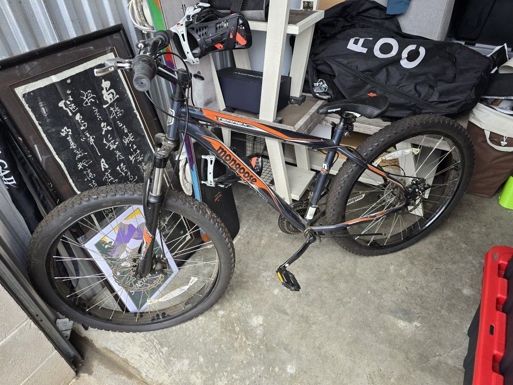 Mongoose Mountain Bike