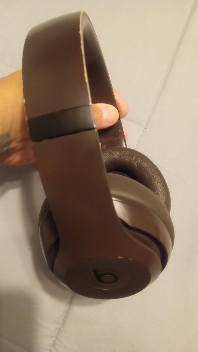 Beats Wireless Studio Headphones 