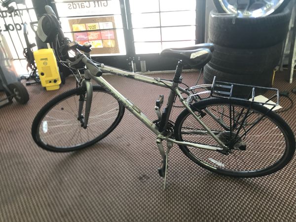 Trek 7.5 fx bicycle mountain bike for Sale in Newport News