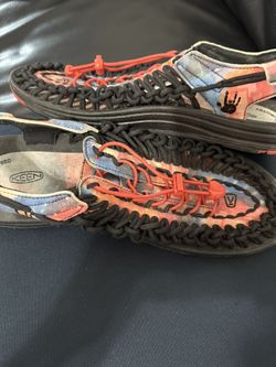 KEEN Men's Anatomical Sneaker 👟 