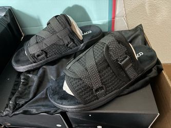 Drakeo slides brand new size 13-14