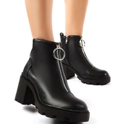 Chunky Goth O-Ring Ankle Boots (Size 9)