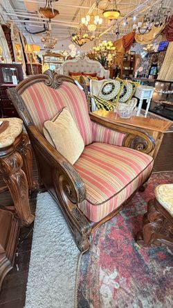 AICO By Michael Amini OVERSIZED TUSCANO CHAIR