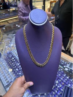 Cuban link chain 14k 22 inch 12mm 186 grams new