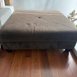 XL Ottoman