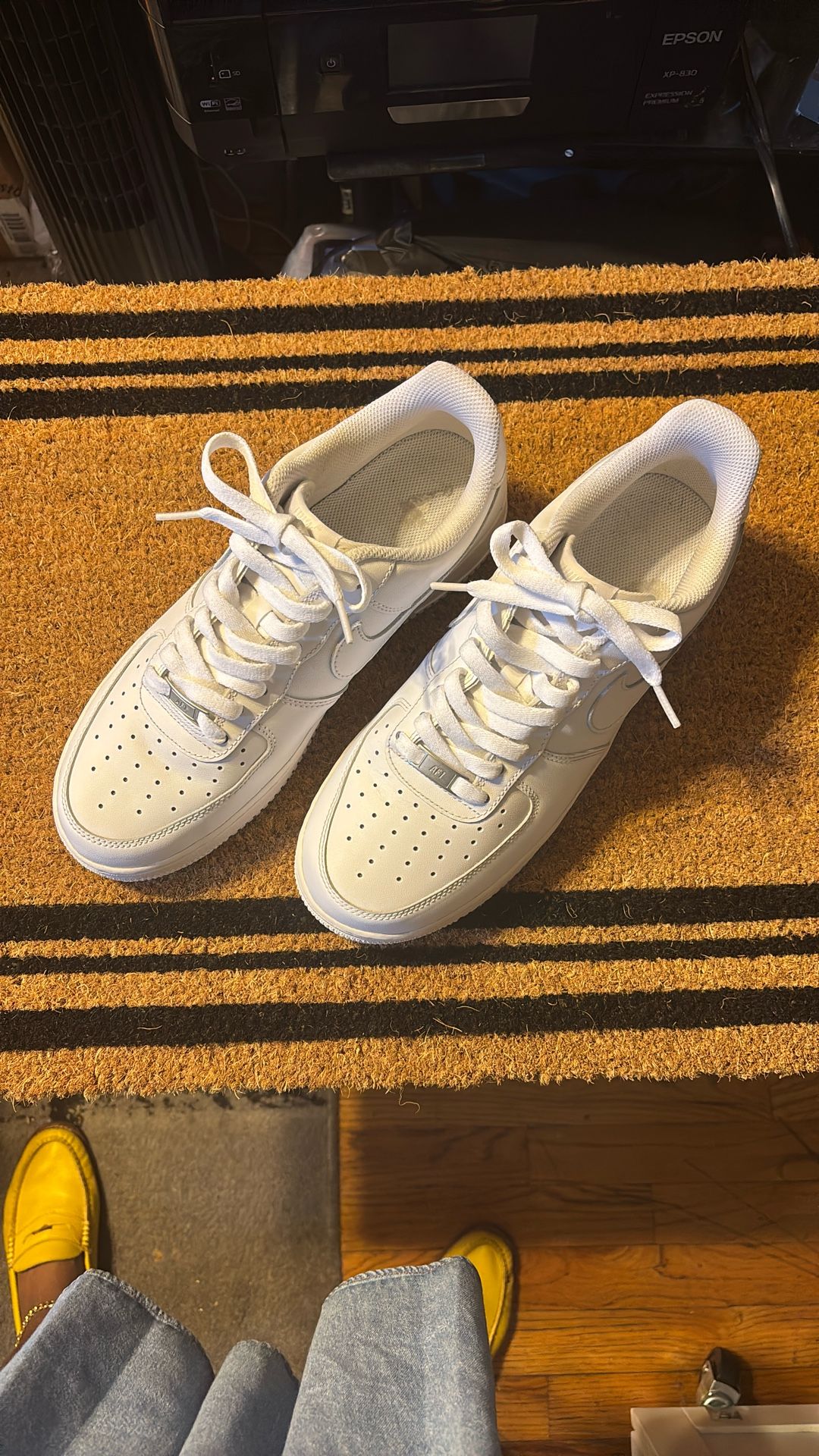 White AF1 Low 07  Men’s 10
