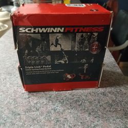 Triple pedal.paea bicicleta