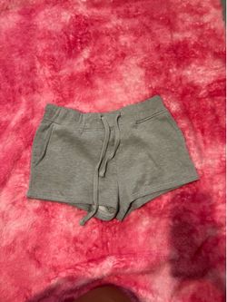 Little grey shorts size L