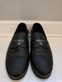 Prada Men's Triangle Logo Saffiano Leather Loafers Size 9.5 US