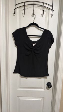 Black Ribbed Ruched Top with Tags Size 1