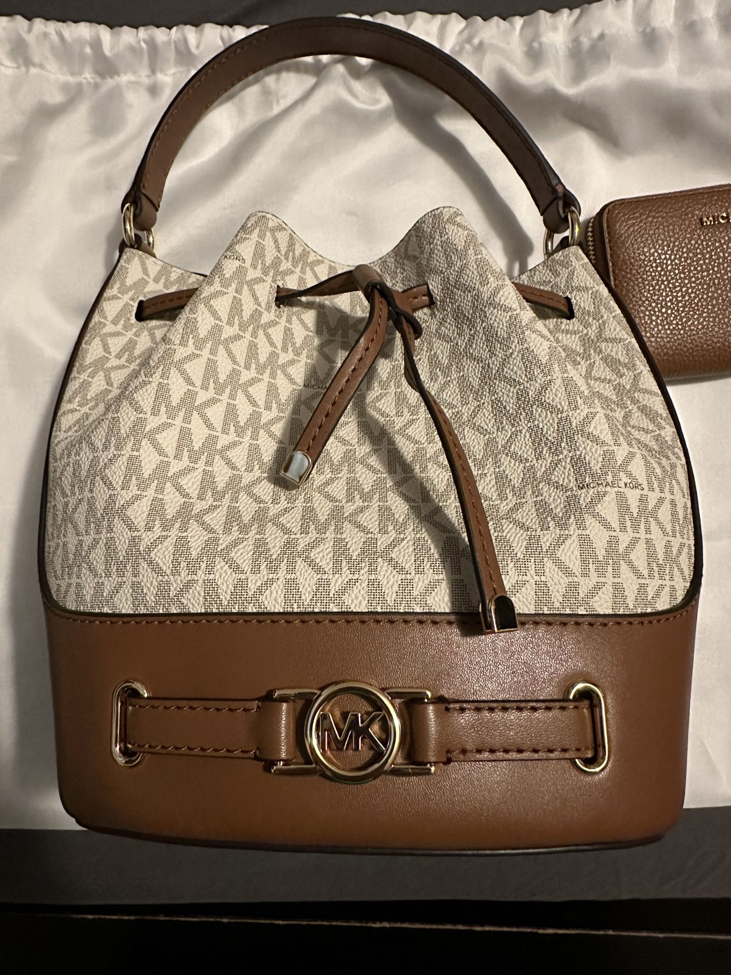 Handbag and matching Wallet
