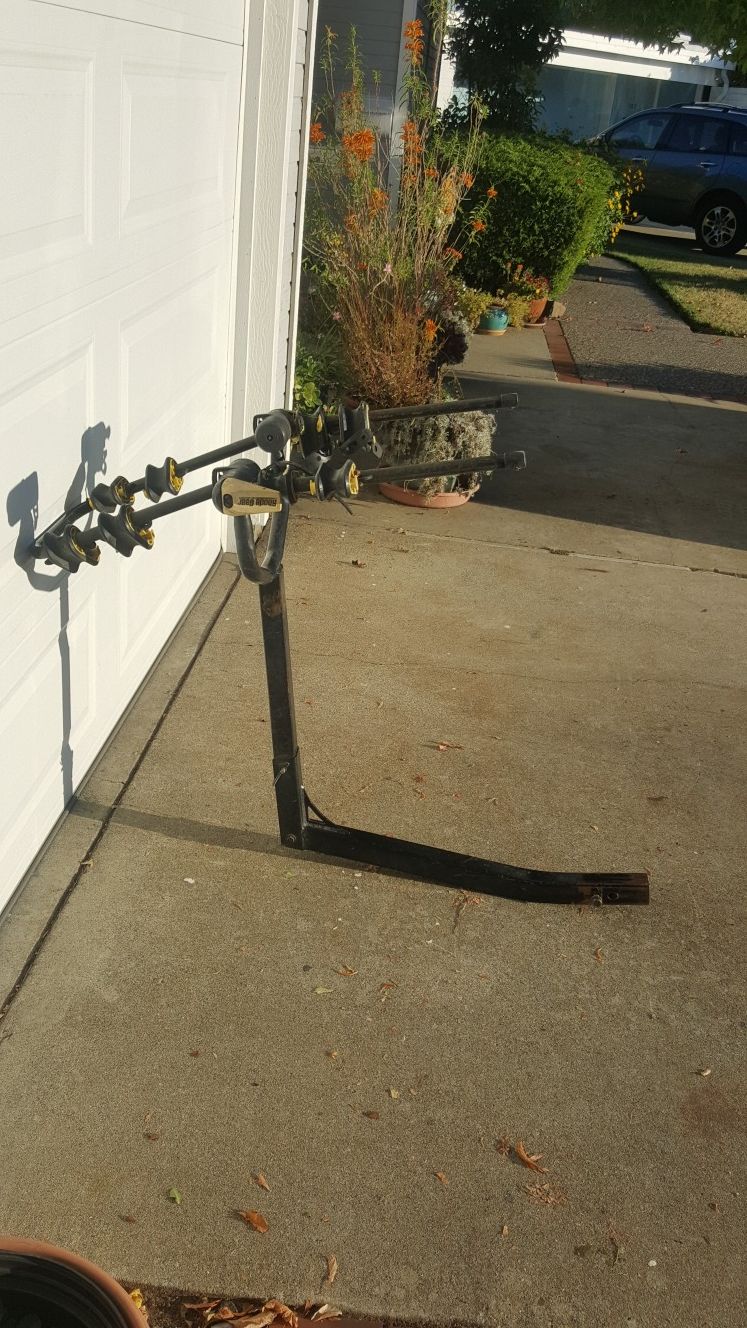 Rhode Gear bike rack: holds four bikes- FREE