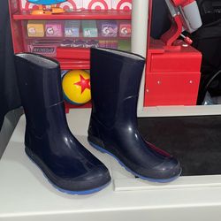 ⛈️☔️ Kids Rain Boots Size: 13-1 (Pickup In Escondido)