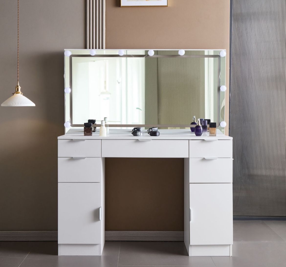 Makeup Vanity with Lighted Mirror & Charging Station