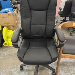 Black leather office Chair