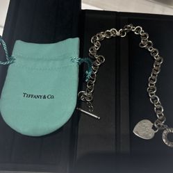 Heart Tag Toggle Necklace in Silver TIFFANY  Authentic 