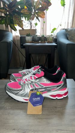 ASICS Gel Kayano 14  P!nk Glow Sz 11