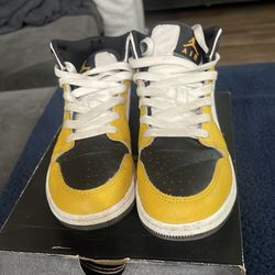 Size 4 1/2 kids there was where 4/5 times