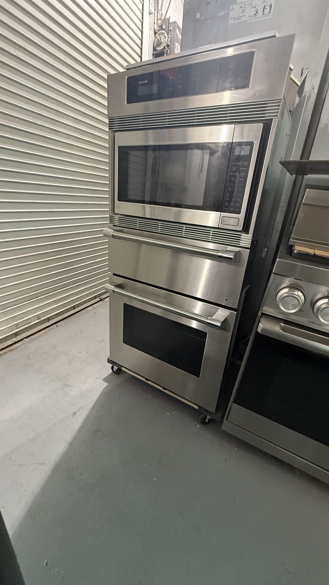 Thermador 3 And 1, Microwave, Warning Drawer, And Oven 27-inch.