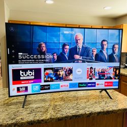 Samsung 55” CURVED Smart TV HDR UHD 4k!