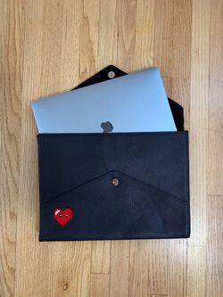 Laptop Portfolio Sleeve w/ Bit heart patch
