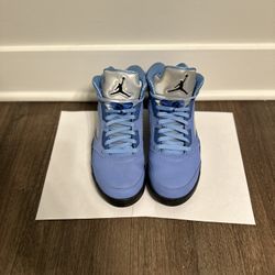 Jordan 5 Retro UNC University Blue 9.5