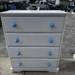 Wooden Four Drawers Dresser