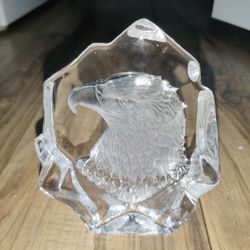 Bald Eagle Glass Paperweight 6¼" x 4¾