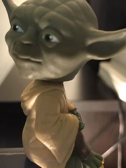 Star Wars Yoda Collectible Toy