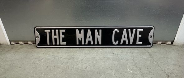 Enameled “THE MAN CAVE” Metal SIGN 👀 (please read description)