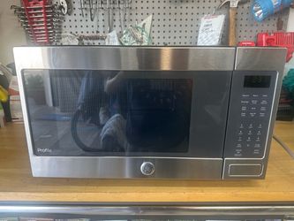 General Electric Kitchen Microwave Model PEB916SSJ1SS