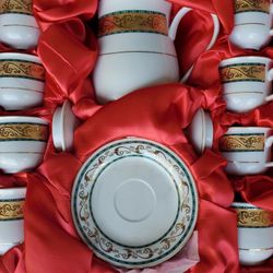 Fine PORCELAIN tea Set