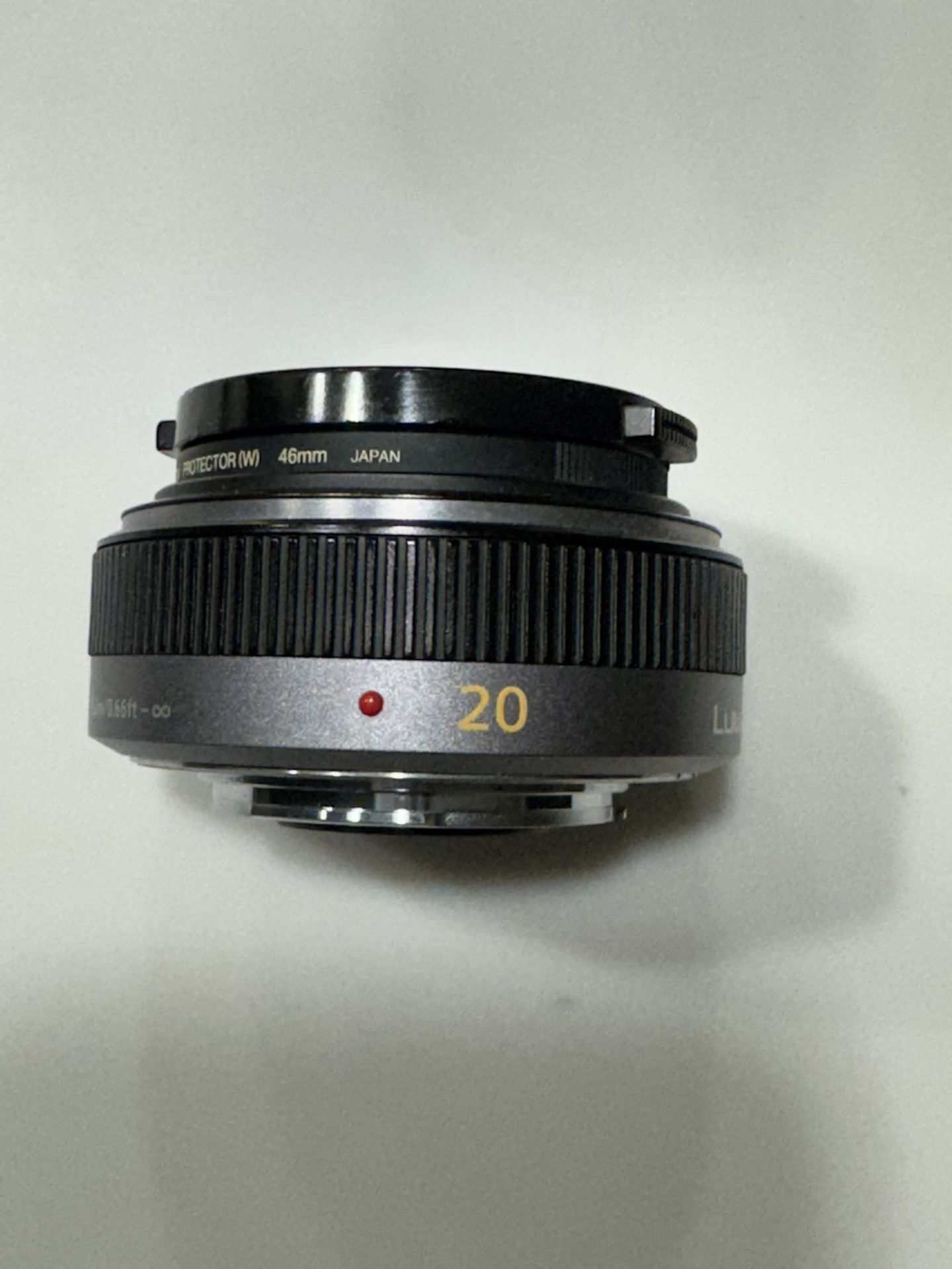 Lens