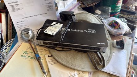 HDMI switch / splitter