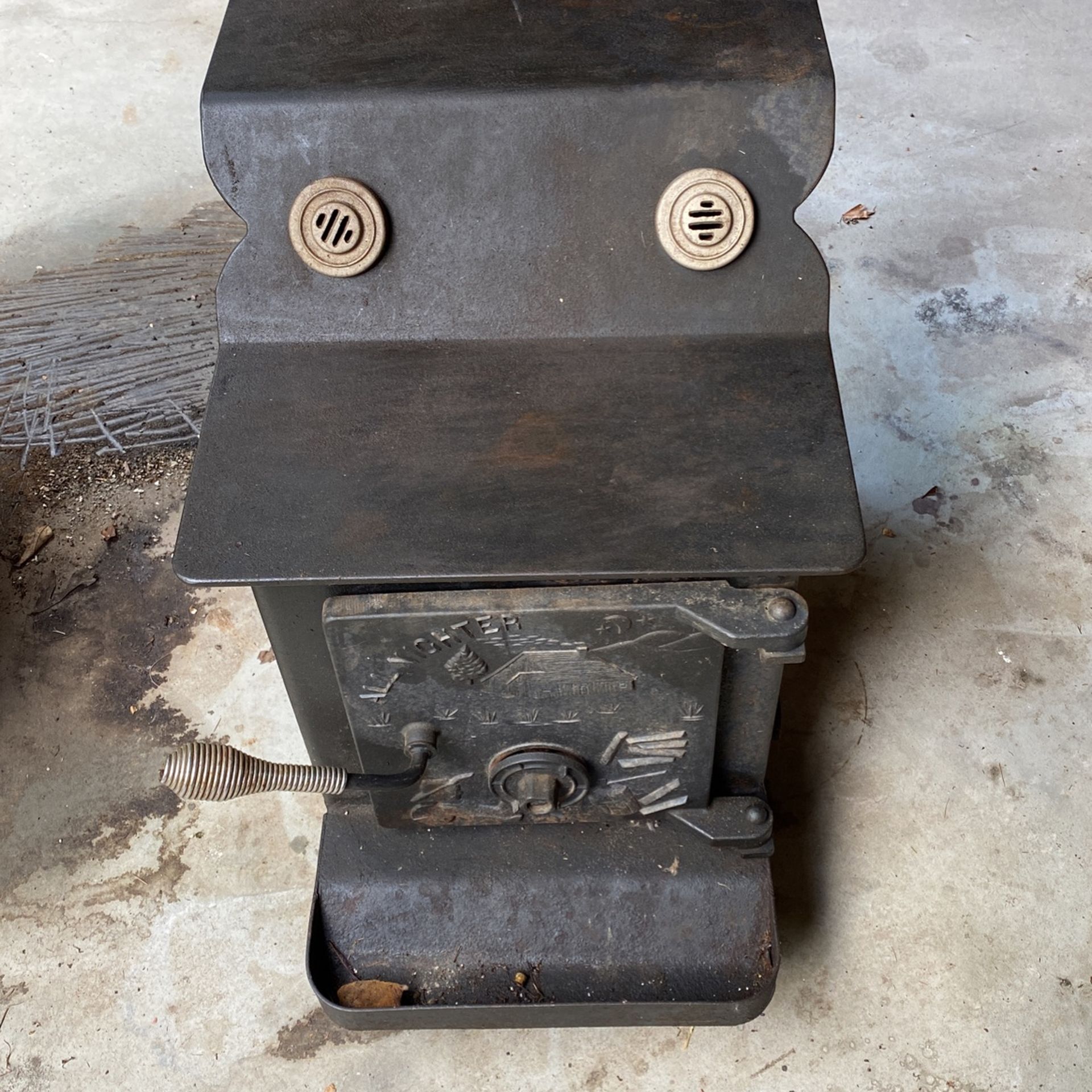 Little Moe All Nighter Wood Stove for Sale in Haddam, CT OfferUp