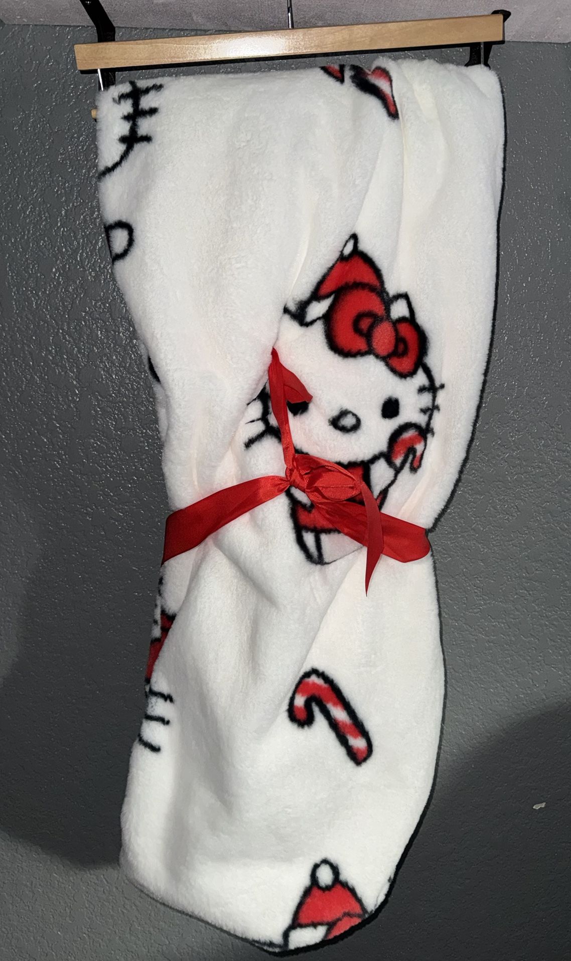 Hello Kitty christmas blanket