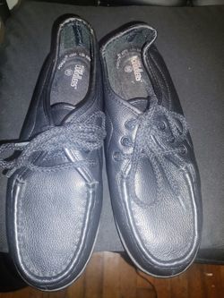 Cuddles shoes Black size 8W