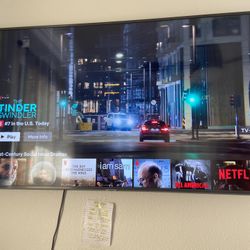 Samsung Smart 55” (inches ) 📺 W/ Remote Control 