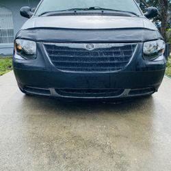  2005 Chrysler Town And Country